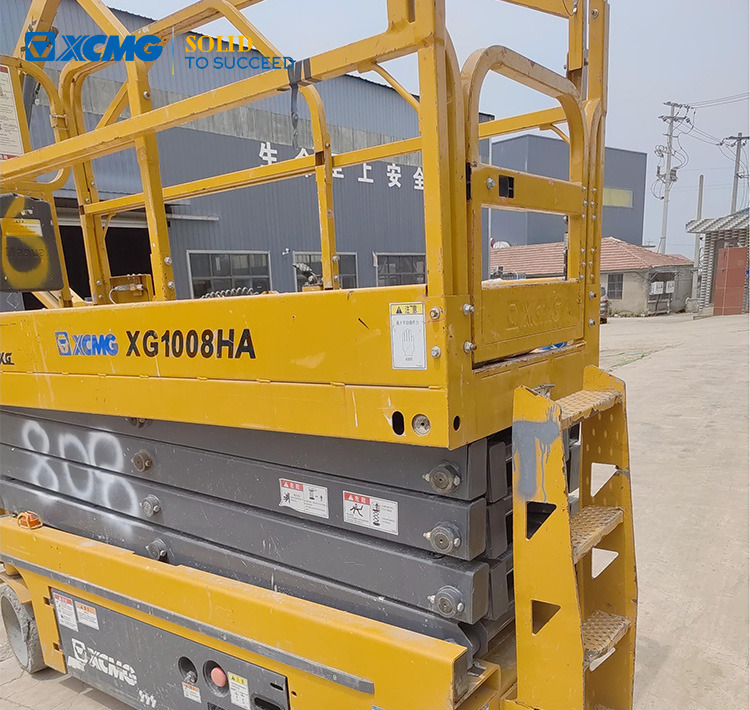 XCMG XG1008HA 10m used lifting machine platform scissor lift - Máy nâng người hình kéo: hình 1 XCMG XG1008HA 10m used lifting machine platform scissor lift - Máy nâng người hình kéo: hình 1