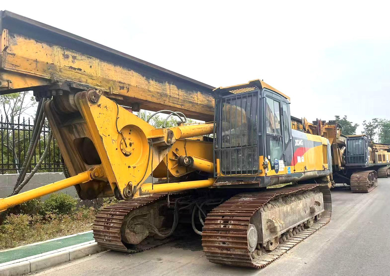 XCMG XR220D portable crawler rotary drilling rig 25m - Giàn khoan: hình 5 XCMG XR220D portable crawler rotary drilling rig 25m - Giàn khoan: hình 5