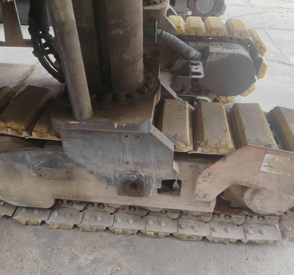 XCMG certified used cold milling planer machine XM200KⅡfor sale - Máy bào lạnh: hình 4 XCMG certified used cold milling planer machine XM200KⅡfor sale - Máy bào lạnh: hình 4