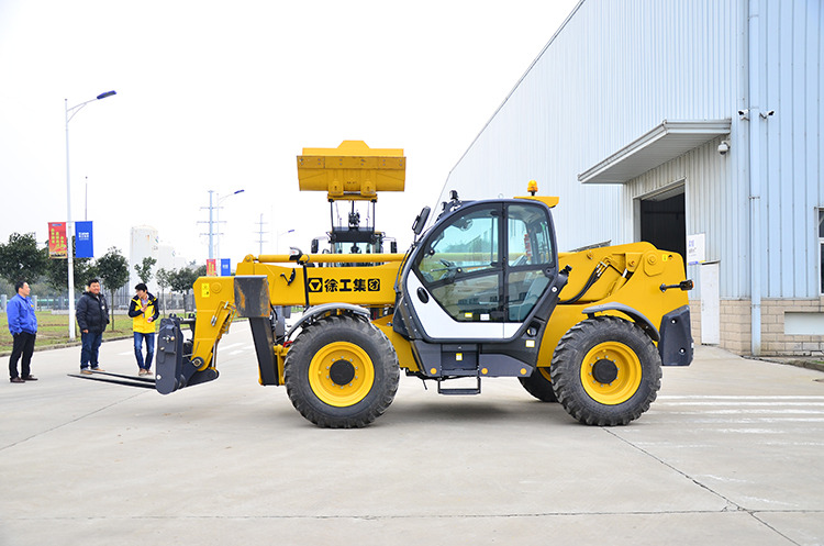 XCMG second hand telescopic boom forklift telehandler XC6-2506E price - Xe nhấc hình viễn vọng kính: hình 2 XCMG second hand telescopic boom forklift telehandler XC6-2506E price - Xe nhấc hình viễn vọng kính: hình 2