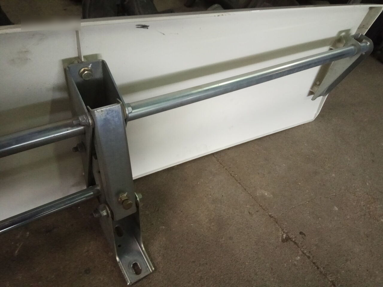 1836000 DAF XF 106 truck - Khí động học/ Spoiler cho Xe tải: hình 1 1836000 DAF XF 106 truck - Khí động học/ Spoiler cho Xe tải: hình 1