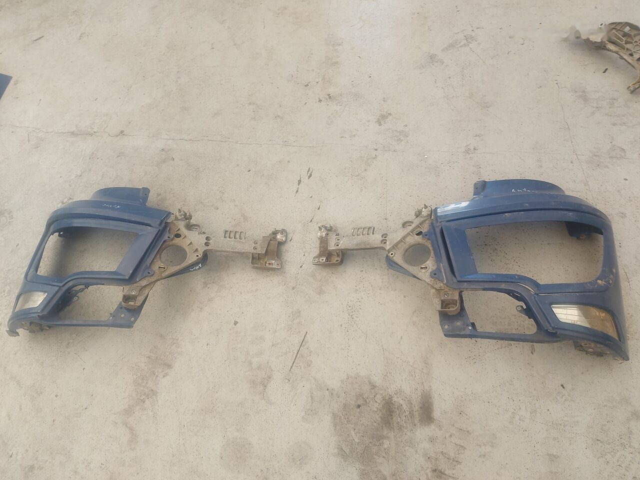 A Mercedes-Benz ANTOS MP4 1843 truck - Thân xe và ngoại thất cho Xe tải: hình 2 A Mercedes-Benz ANTOS MP4 1843 truck - Thân xe và ngoại thất cho Xe tải: hình 2