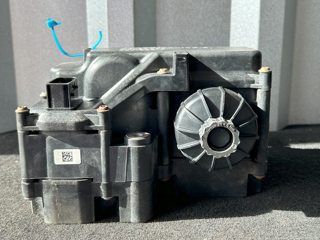 DAF CF EURO 6 DENOXTRONIX 2.2 ADBLUE PUMP - Hệ thống xả cho Xe tải: hình 5 DAF CF EURO 6 DENOXTRONIX 2.2 ADBLUE PUMP - Hệ thống xả cho Xe tải: hình 5