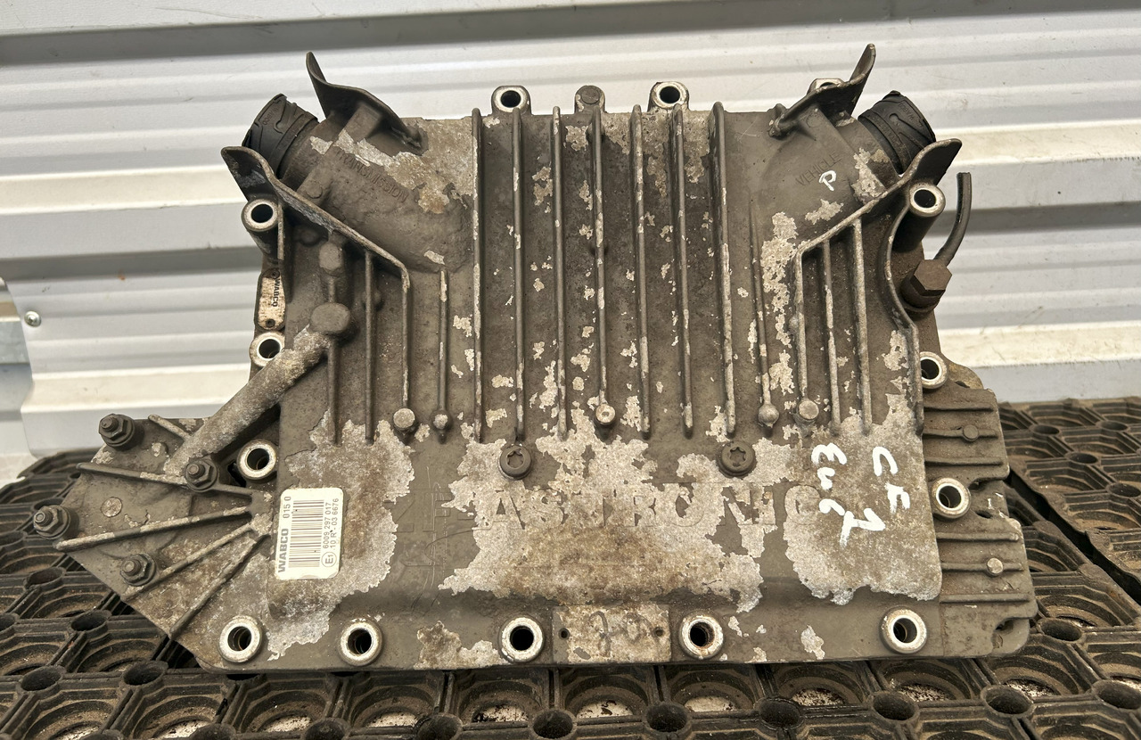 DAF CF EURO 6 ZF ASTRONIC MODULATOR SELECTOR - ECU cho Xe tải: hình 1 DAF CF EURO 6 ZF ASTRONIC MODULATOR SELECTOR - ECU cho Xe tải: hình 1