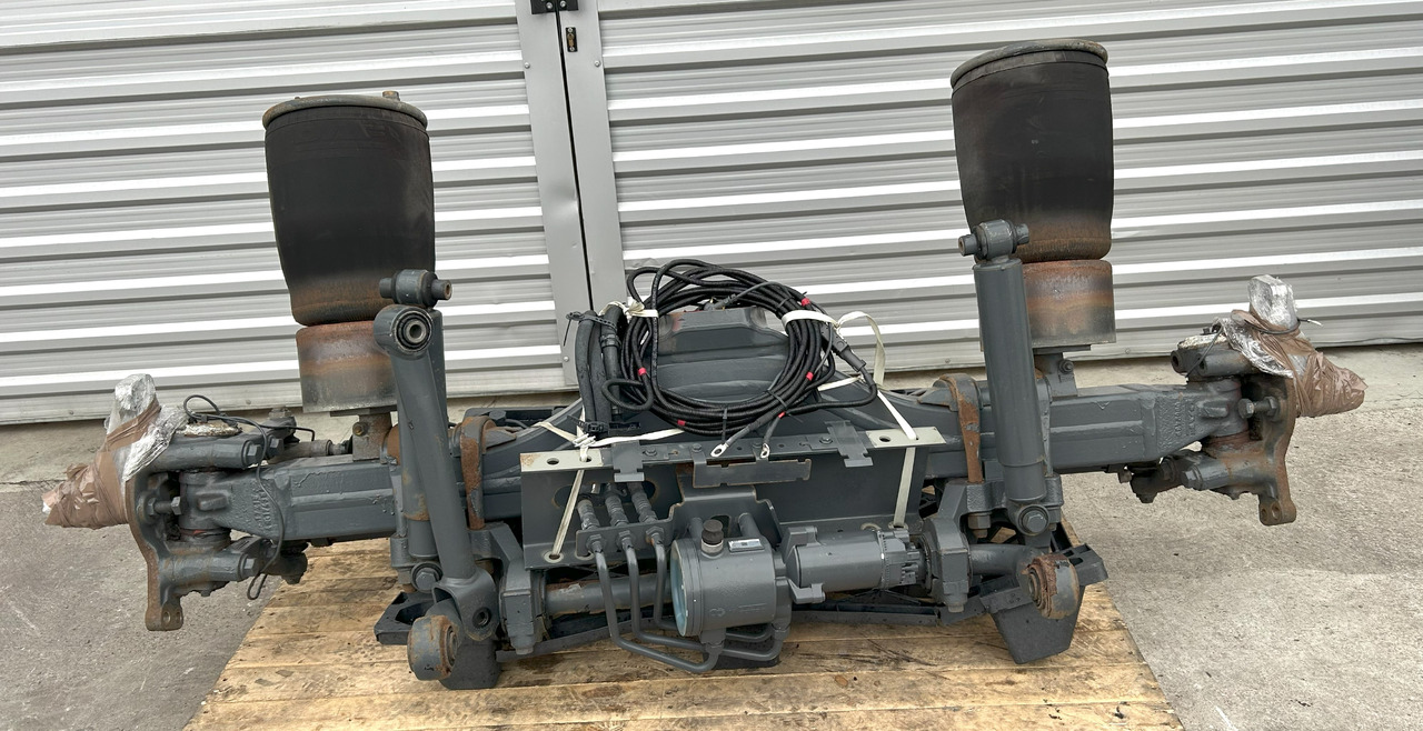 DAF COMPLETE STEERING AXLE DAF XF 106 480 - Trục sau: hình 1 DAF COMPLETE STEERING AXLE DAF XF 106 480 - Trục sau: hình 1