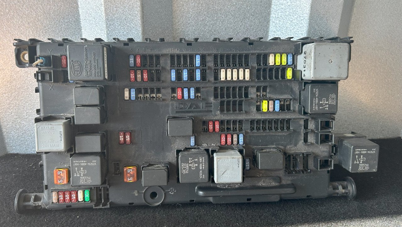 DAF XF 106 FUSE BOX - Cầu chì: hình 1 DAF XF 106 FUSE BOX - Cầu chì: hình 1