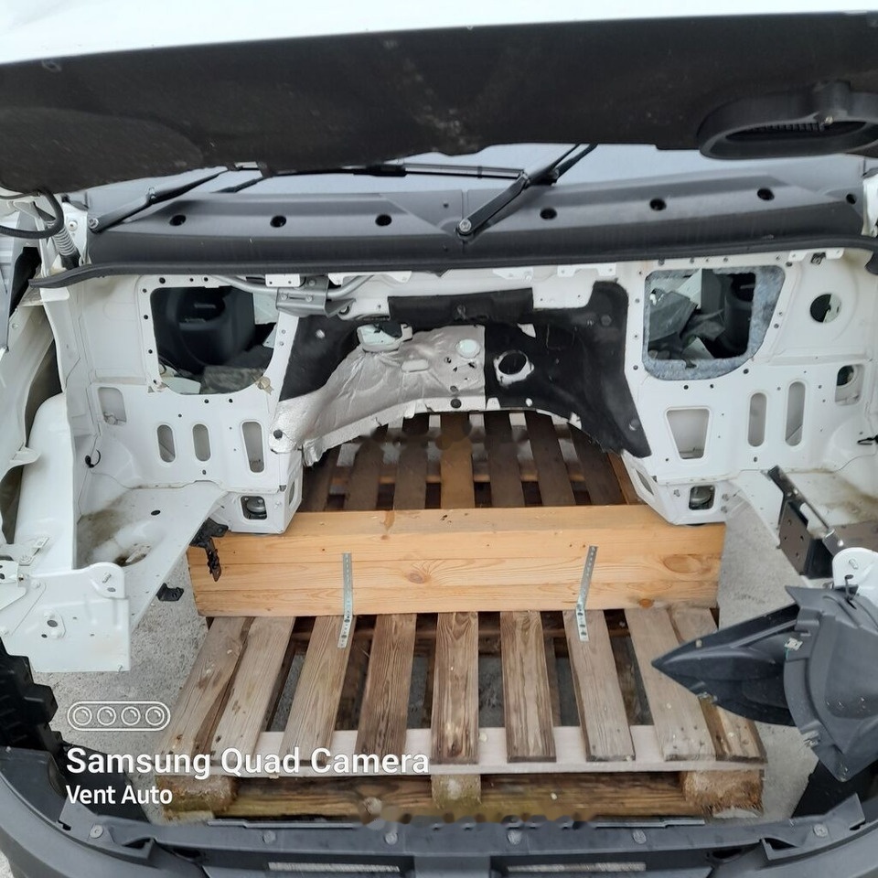 IVECO DAILY VII IVECO Daily VII 2019-2024 light - Cabin cho Xe tải: hình 5 IVECO DAILY VII IVECO Daily VII 2019-2024 light - Cabin cho Xe tải: hình 5
