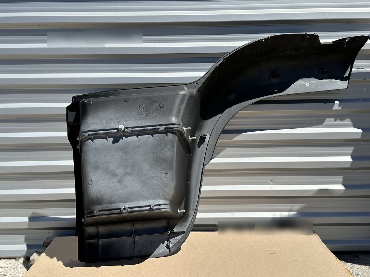 IVECO EUROCARGO 504039202 - Bậc bước cho Xe tải: hình 2 IVECO EUROCARGO 504039202 - Bậc bước cho Xe tải: hình 2
