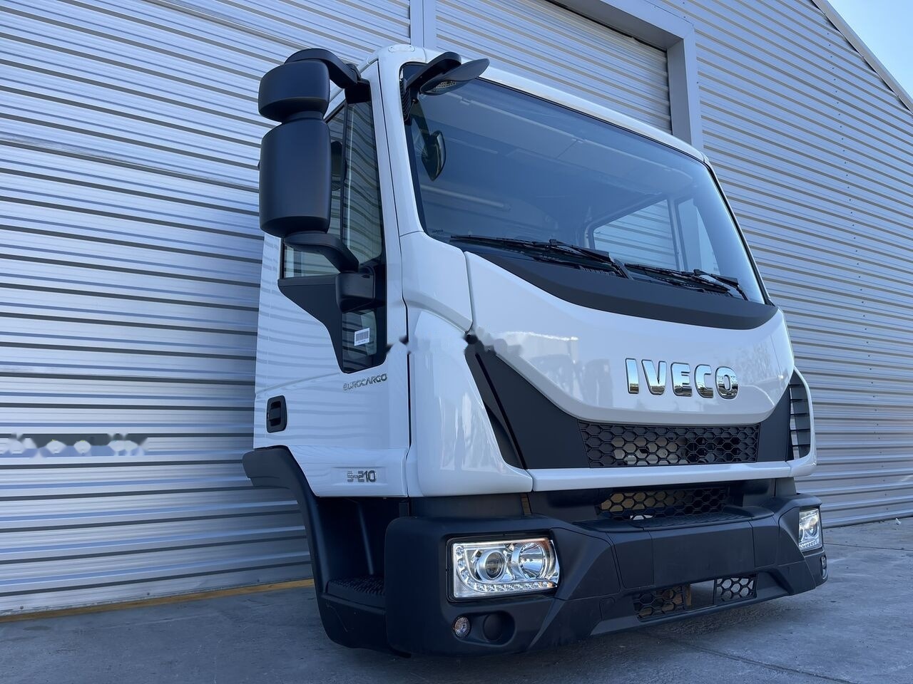 IVECO Eurocargo for IVECO Eurocargo DAY cabine - Cabin cho Xe hơi: hình 2 IVECO Eurocargo for IVECO Eurocargo DAY cabine - Cabin cho Xe hơi: hình 2