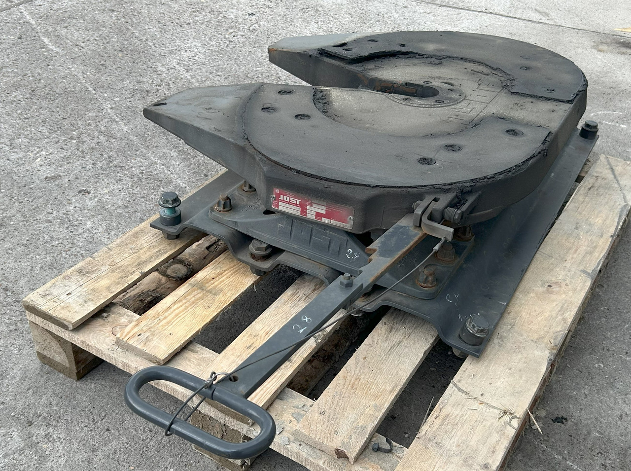 JOST JSK37C MERCEDES ACTROS MP4 - Khớp nối bánh xe thứ năm cho Xe tải: hình 4 JOST JSK37C MERCEDES ACTROS MP4 - Khớp nối bánh xe thứ năm cho Xe tải: hình 4
