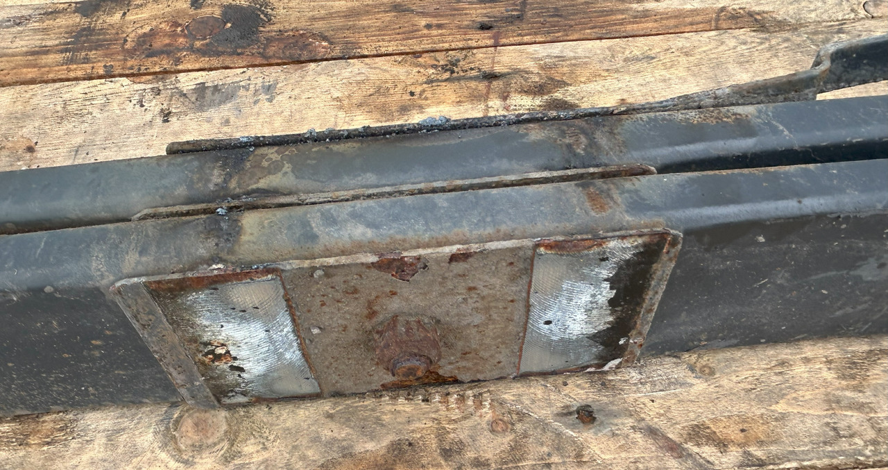 MERCEDES 2-LEAF SPRING MERCEDES ACTROS - Hệ thống treo thép: hình 4 MERCEDES 2-LEAF SPRING MERCEDES ACTROS - Hệ thống treo thép: hình 4