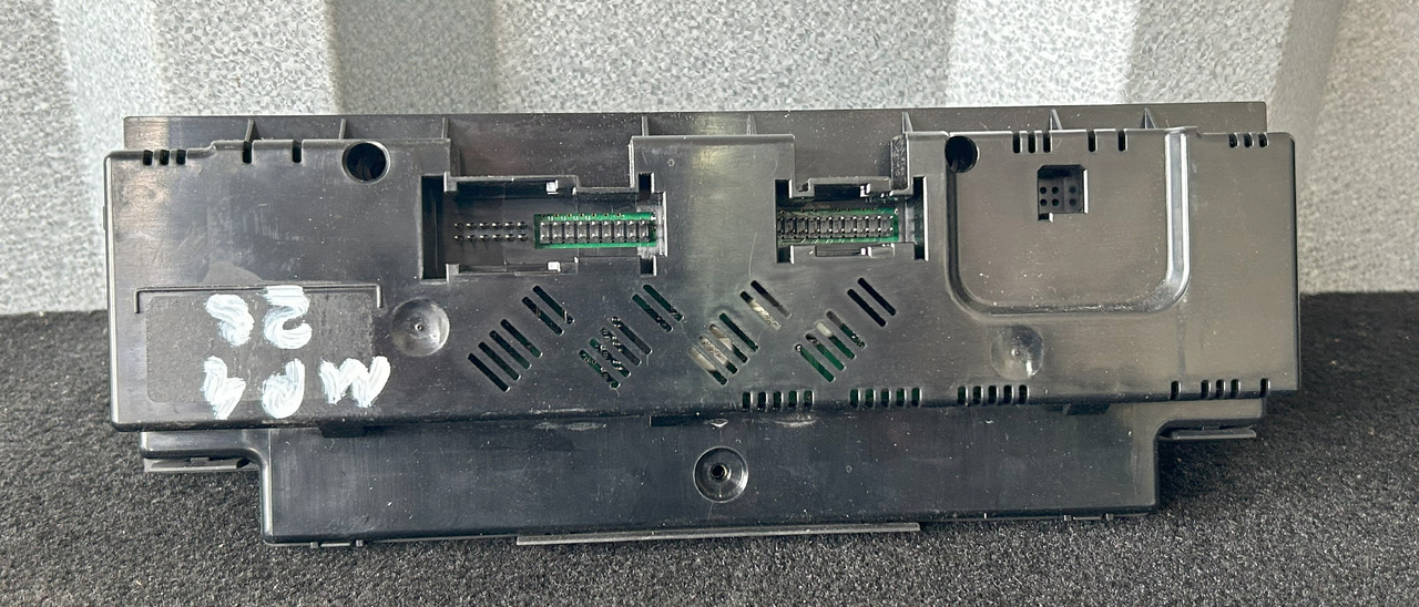 MERCEDES AIR CONDITIONING CONTROL PANEL AROCS MP4 - Phụ tùng điều hòa: hình 2 MERCEDES AIR CONDITIONING CONTROL PANEL AROCS MP4 - Phụ tùng điều hòa: hình 2
