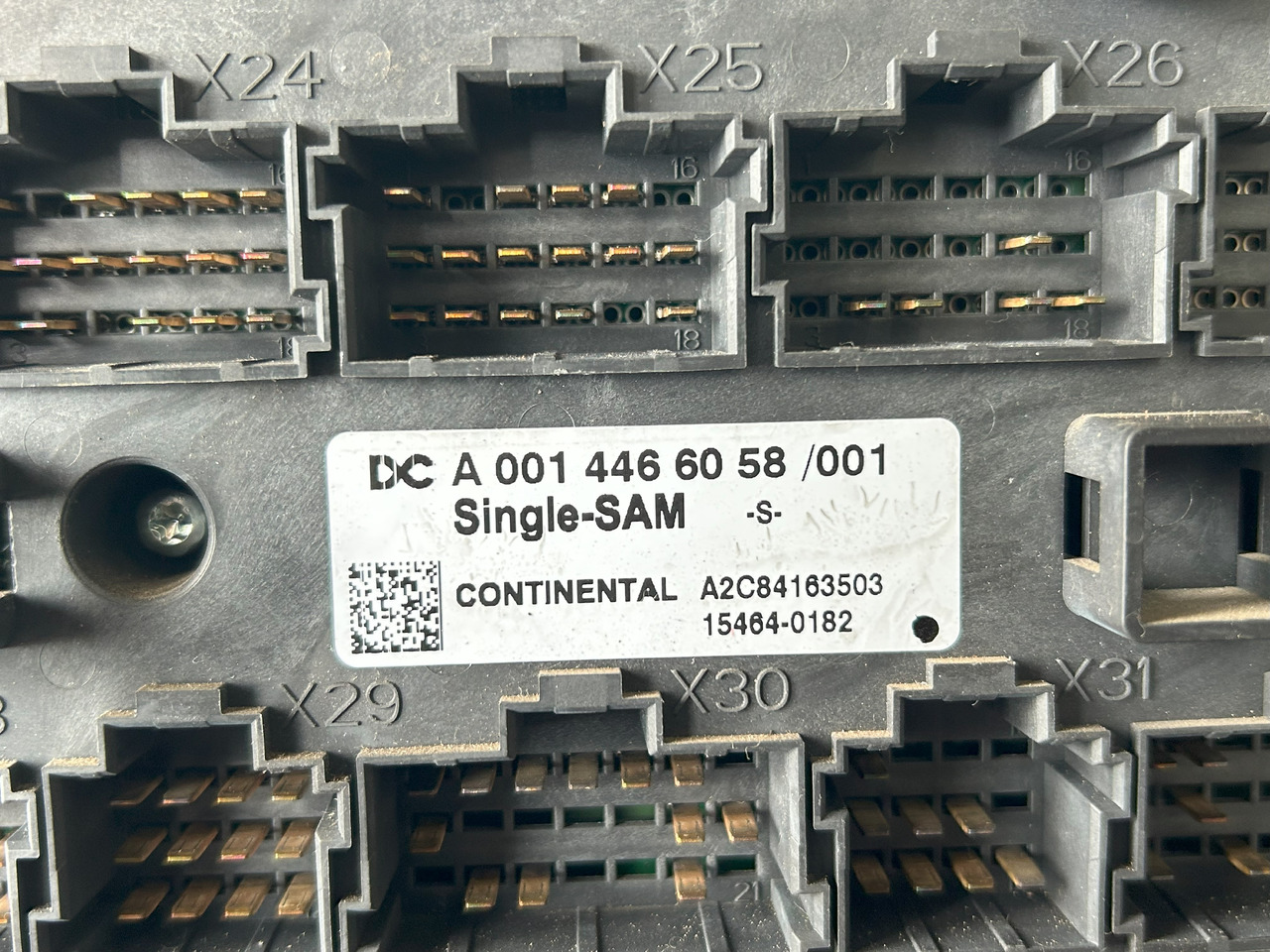 MERCEDES AROCS MP4 A FUSE MODULE SAM - Cầu chì: hình 2 MERCEDES AROCS MP4 A FUSE MODULE SAM - Cầu chì: hình 2