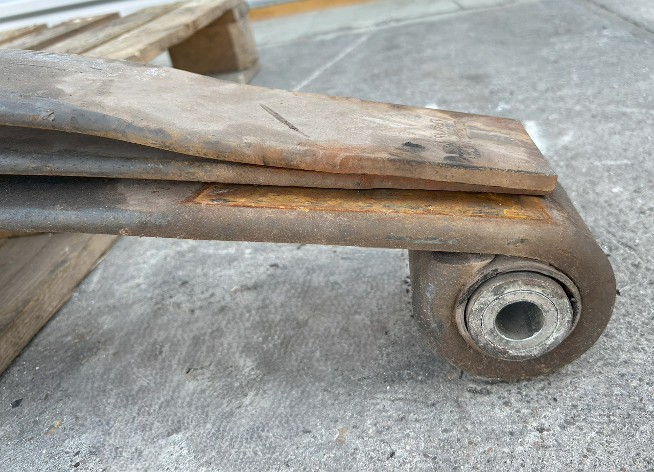 MERCEDES-BENZ 3-LEAF SPRING FRONT FOR MERCEDES AROCS MP4 - Hệ thống treo thép: hình 2 MERCEDES-BENZ 3-LEAF SPRING FRONT FOR MERCEDES AROCS MP4 - Hệ thống treo thép: hình 2