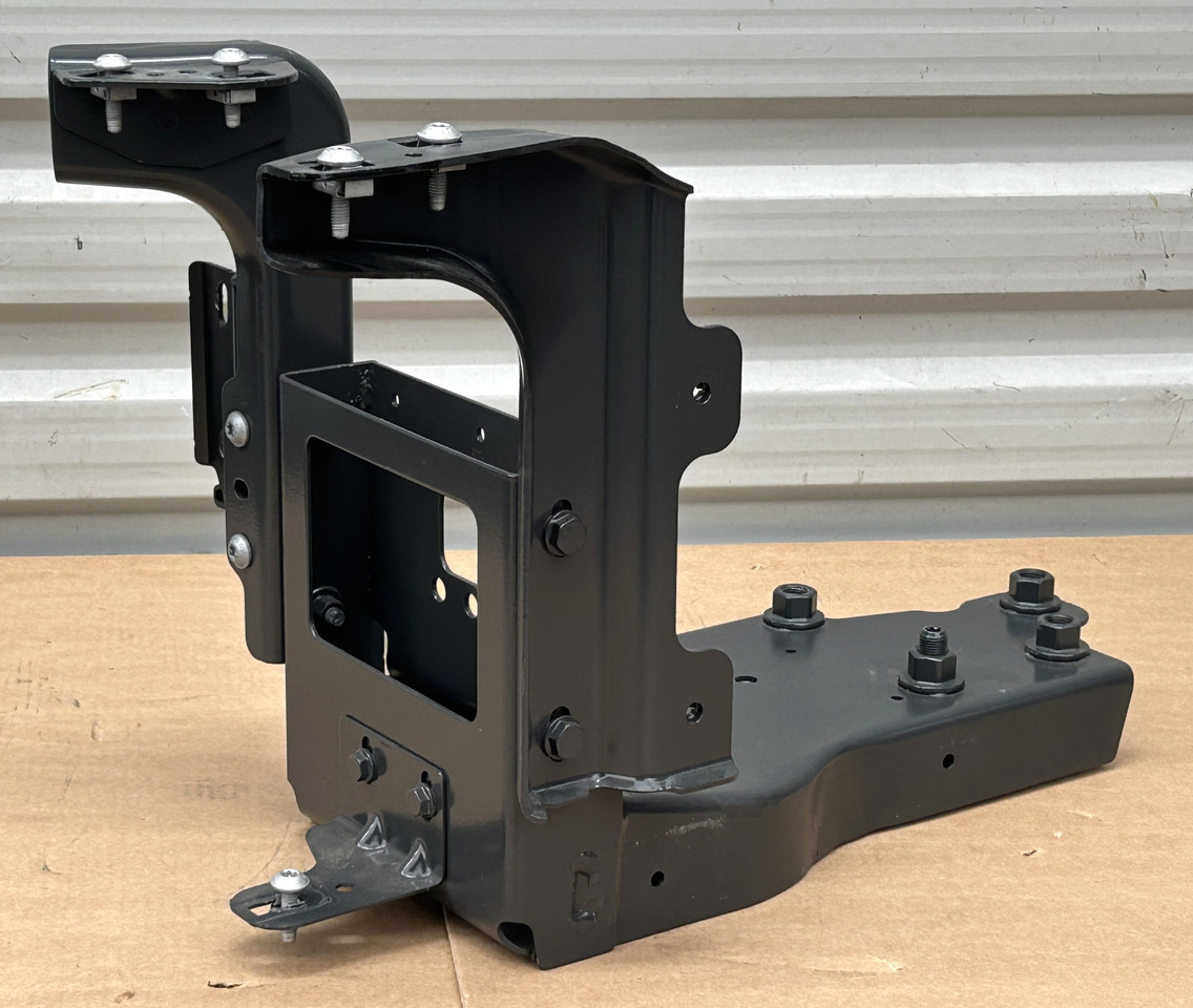 MERCEDES MOUNTING STEERING STEP SUPPORT AROCS ACTROS MP4 MP5 - Thân xe và ngoại thất: hình 2 MERCEDES MOUNTING STEERING STEP SUPPORT AROCS ACTROS MP4 MP5 - Thân xe và ngoại thất: hình 2