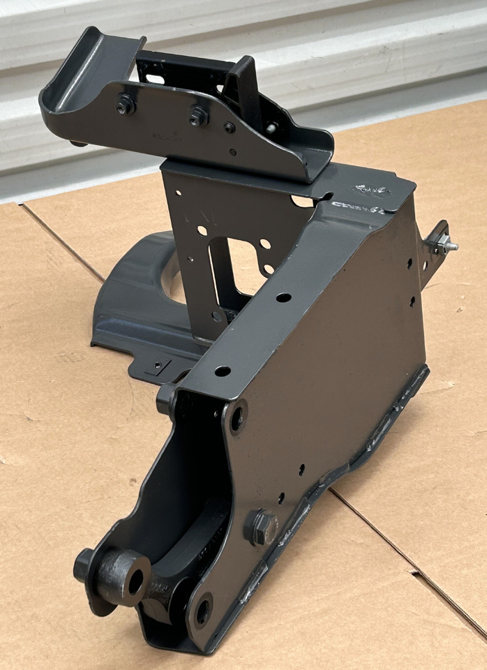 MERCEDES MOUNTING STEERING STEP SUPPORT AROCS ACTROS MP4 MP5 - Thân xe và ngoại thất: hình 4 MERCEDES MOUNTING STEERING STEP SUPPORT AROCS ACTROS MP4 MP5 - Thân xe và ngoại thất: hình 4