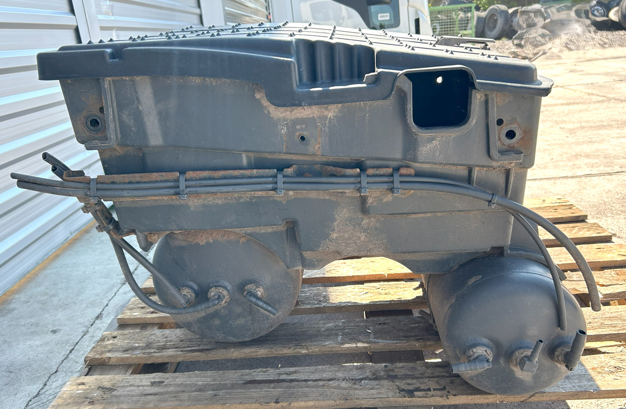 Mercedes AROCS MP4 BATTERY BOX WITH CYLINDERS - Ắc quy cho Xe tải: hình 1 Mercedes AROCS MP4 BATTERY BOX WITH CYLINDERS - Ắc quy cho Xe tải: hình 1