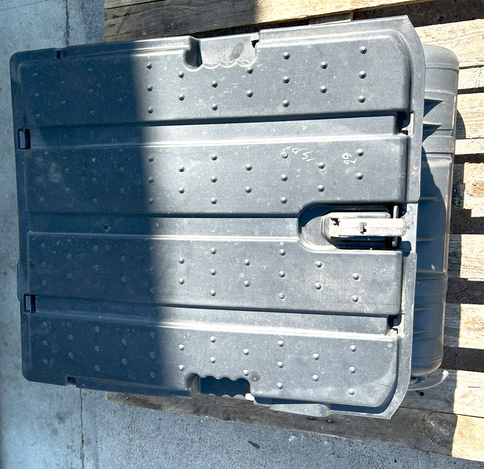 Mercedes AROCS MP4 BATTERY BOX WITH CYLINDERS - Ắc quy cho Xe tải: hình 5 Mercedes AROCS MP4 BATTERY BOX WITH CYLINDERS - Ắc quy cho Xe tải: hình 5