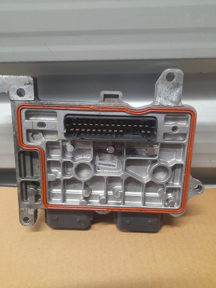 Mercedes-Benz ACTROS MP4 WABCO A0104463309 Mercedes-Benz ACTROS MP4 - ECU cho Xe tải: hình 3 Mercedes-Benz ACTROS MP4 WABCO A0104463309 Mercedes-Benz ACTROS MP4 - ECU cho Xe tải: hình 3