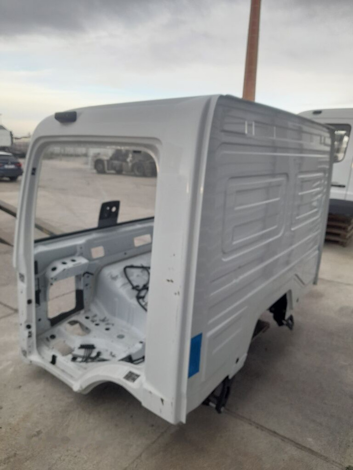 Mercedes-Benz Atego truck - Cabin cho Xe tải: hình 5 Mercedes-Benz Atego truck - Cabin cho Xe tải: hình 5