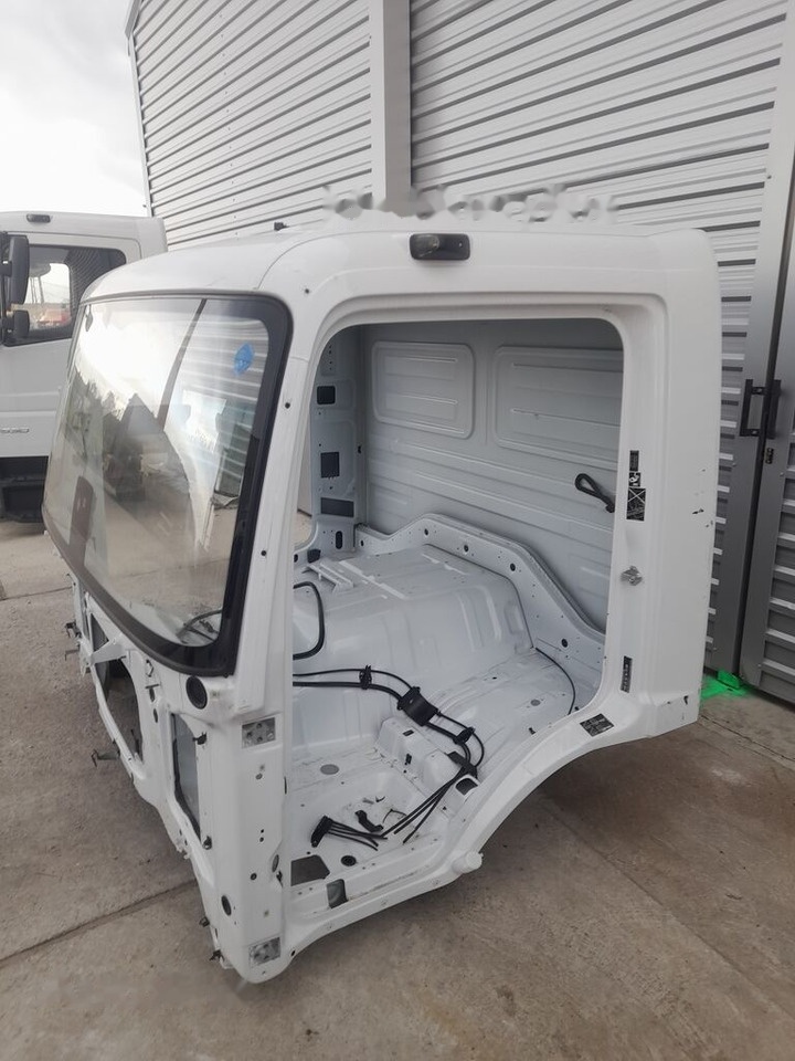 Mercedes-Benz Atego truck - Cabin cho Xe tải: hình 3 Mercedes-Benz Atego truck - Cabin cho Xe tải: hình 3