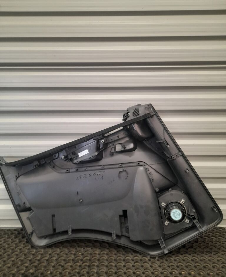 TAPICERKA PANEL DRZWI R Mercedes-Benz ATEGO A9407201870 - Cửa và phụ tùng cho Xe tải: hình 3 TAPICERKA PANEL DRZWI R Mercedes-Benz ATEGO A9407201870 - Cửa và phụ tùng cho Xe tải: hình 3