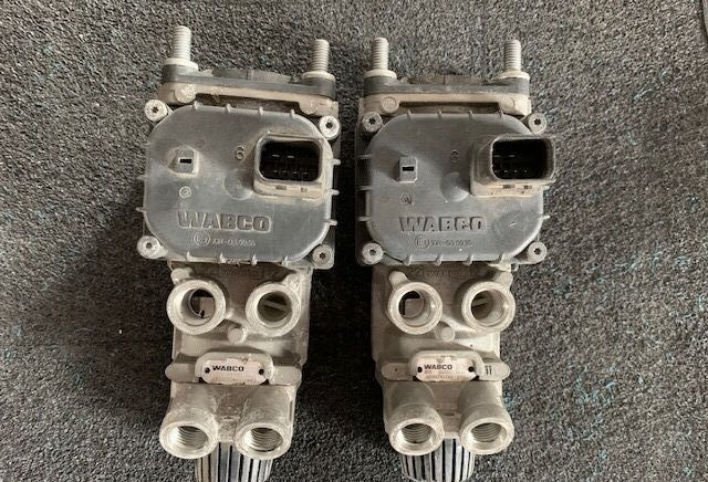 ZAWÓR GŁÓWNY HAMULCOWY WABCO DAF XF 106 truck - Phụ tùng phanh cho Xe tải: hình 1 ZAWÓR GŁÓWNY HAMULCOWY WABCO DAF XF 106 truck - Phụ tùng phanh cho Xe tải: hình 1