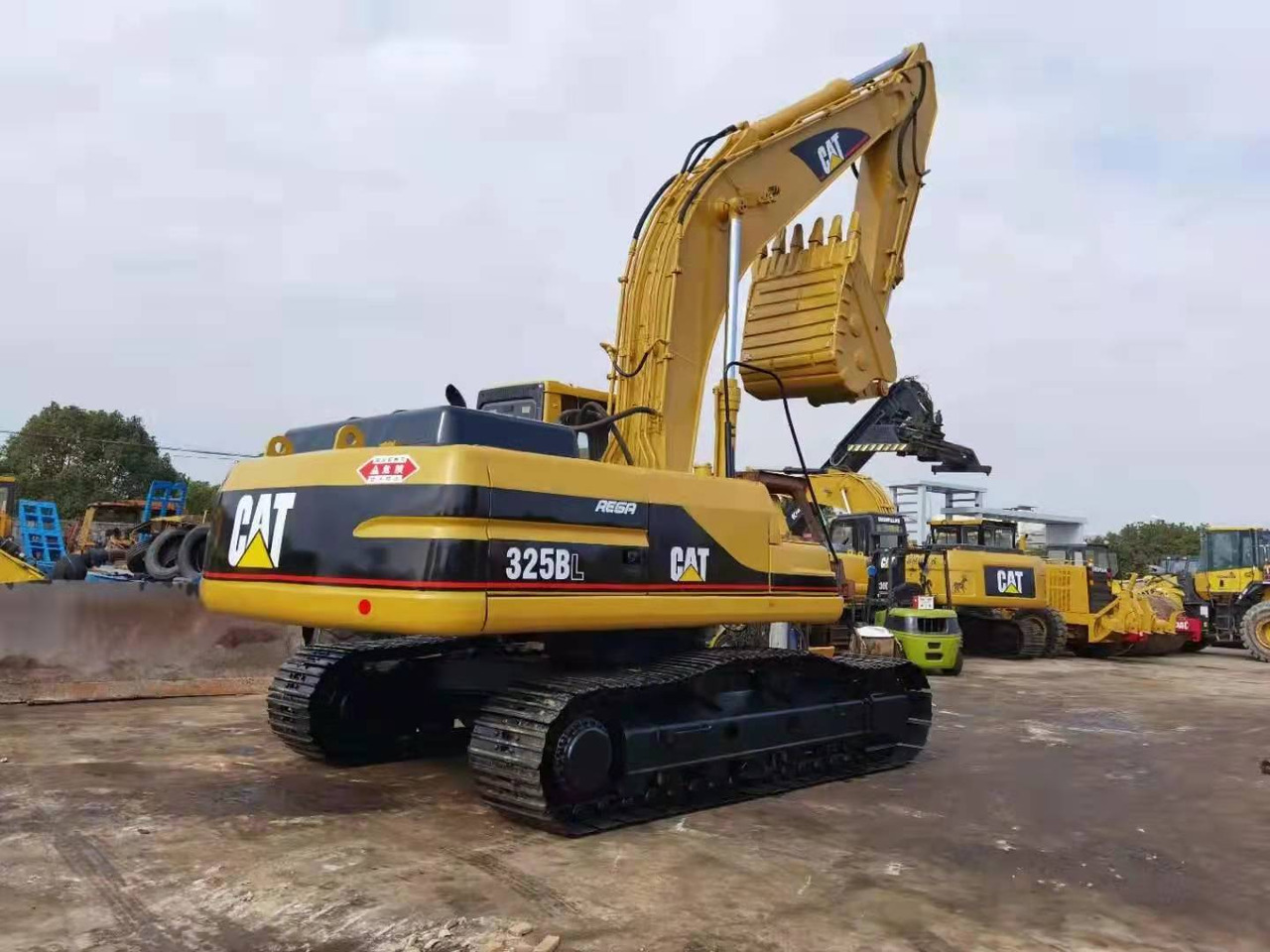 Caterpillar Excavator Secondhand Condition CAT 325BL, 330BL, 320BL - Máy xúc bánh xích: hình 1 Caterpillar Excavator Secondhand Condition CAT 325BL, 330BL, 320BL - Máy xúc bánh xích: hình 1