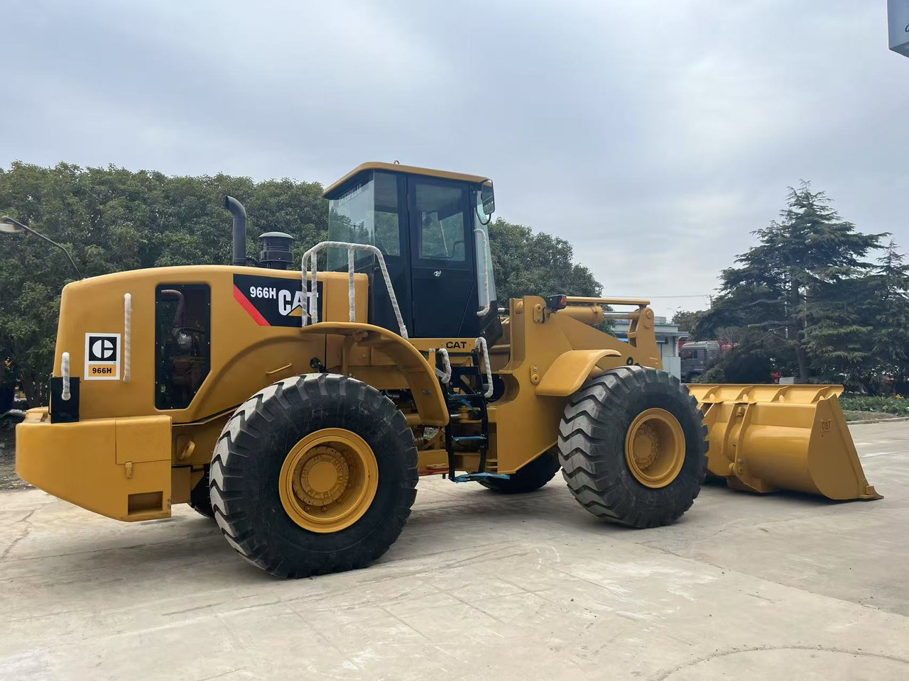 Caterpillar Secondhand Payloader CAT 966H, 950H - Máy xúc lật bánh lốp: hình 1 Caterpillar Secondhand Payloader CAT 966H, 950H - Máy xúc lật bánh lốp: hình 1