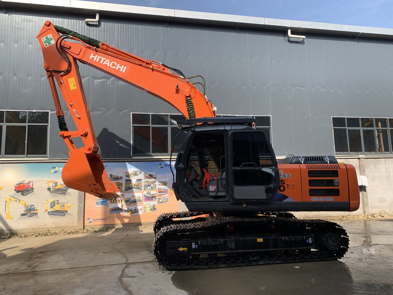 Hitachi Excavator Zaxis 200, 210, 240 Made in Japan - Máy xúc bánh xích: hình 5 Hitachi Excavator Zaxis 200, 210, 240 Made in Japan - Máy xúc bánh xích: hình 5