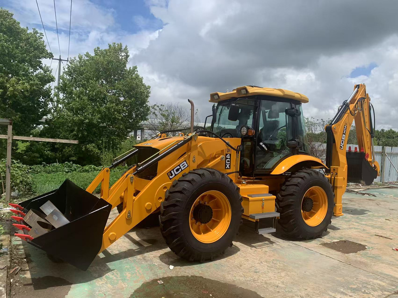 JCB 4X4 Backhoe Loader 4CX, 3CX - Máy xúc trước múc sau: hình 4 JCB 4X4 Backhoe Loader 4CX, 3CX - Máy xúc trước múc sau: hình 4