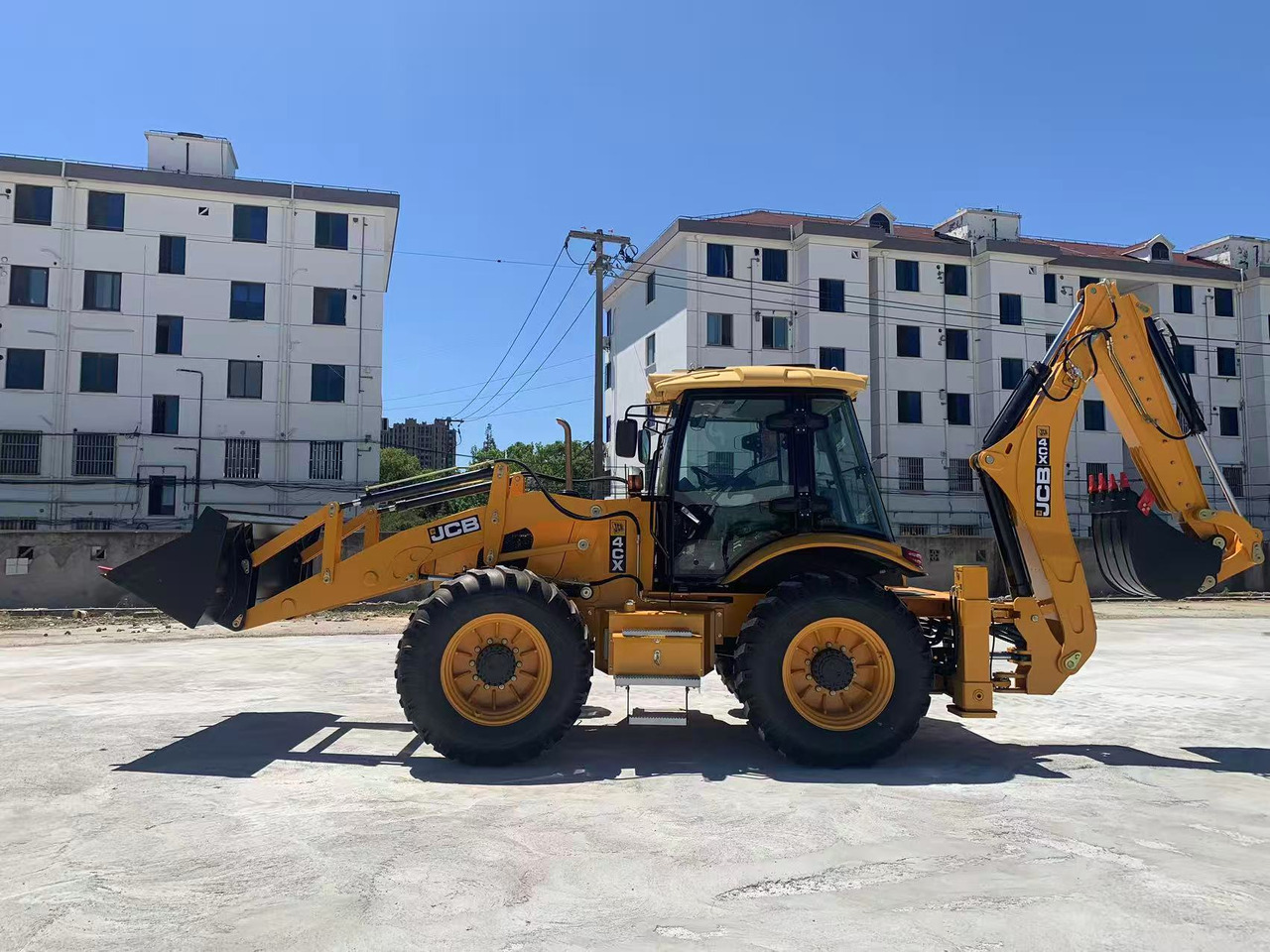 JCB Backhoe Loader 4CX, 4DX Good Price on Sale - Máy xúc trước múc sau: hình 1 JCB Backhoe Loader 4CX, 4DX Good Price on Sale - Máy xúc trước múc sau: hình 1