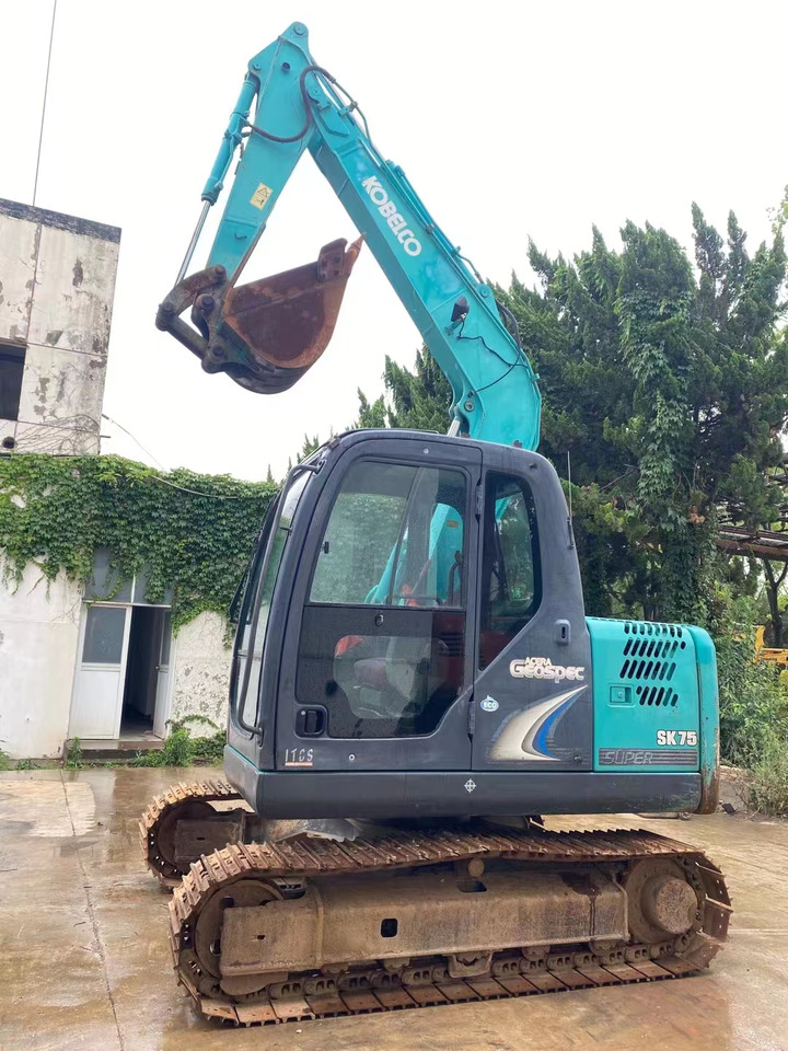Kobelco SK75, SK55 Original Condition Japan Excavator - Máy xúc bánh xích: hình 1 Kobelco SK75, SK55 Original Condition Japan Excavator - Máy xúc bánh xích: hình 1