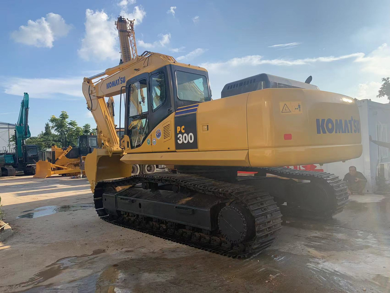 Komatsu 30 ton Heavy Excavator PC300 Japan Origin - Máy xúc bánh xích: hình 1 Komatsu 30 ton Heavy Excavator PC300 Japan Origin - Máy xúc bánh xích: hình 1