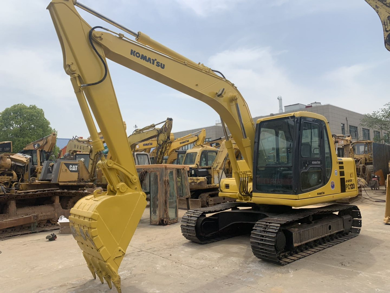 Komatsu PC120 Secondhand Excavator Good Price on Sale - Máy xúc bánh xích: hình 3 Komatsu PC120 Secondhand Excavator Good Price on Sale - Máy xúc bánh xích: hình 3