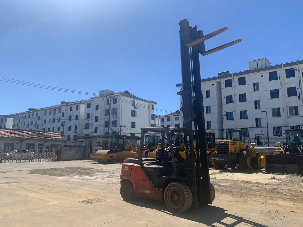 Toyota Forklift 5 ton Diesel Forklift FD50 with 5m High Mast - Xe nâng diesel: hình 2 Toyota Forklift 5 ton Diesel Forklift FD50 with 5m High Mast - Xe nâng diesel: hình 2