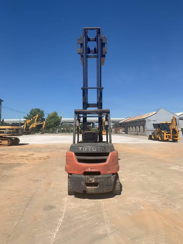 Toyota Forklift 5 ton Diesel Forklift FD50 with 5m High Mast - Xe nâng diesel: hình 5 Toyota Forklift 5 ton Diesel Forklift FD50 with 5m High Mast - Xe nâng diesel: hình 5