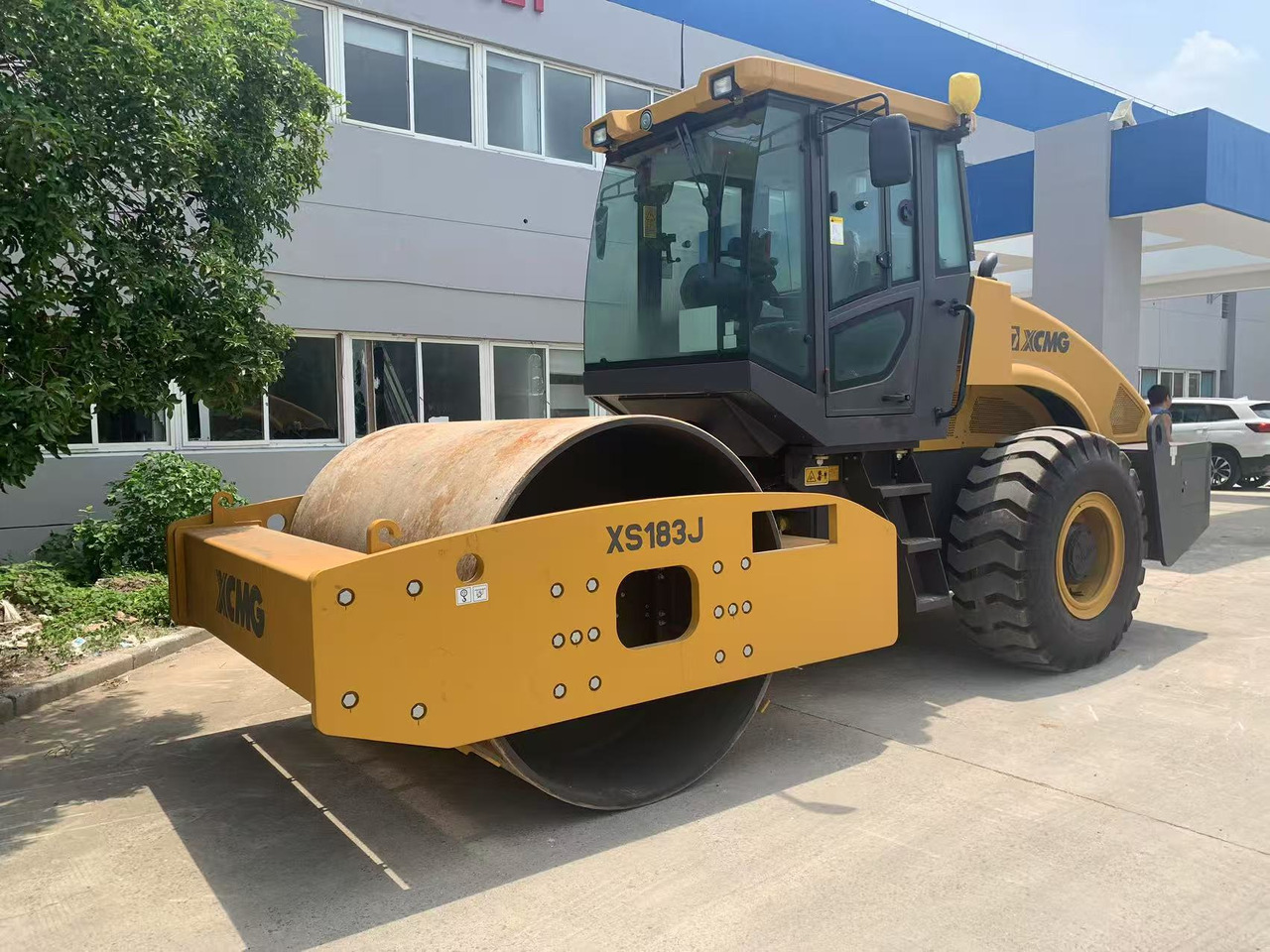 XCMG Vibratory Road roller XS183J Brand New Condition - Máy lăn đường: hình 4 XCMG Vibratory Road roller XS183J Brand New Condition - Máy lăn đường: hình 4