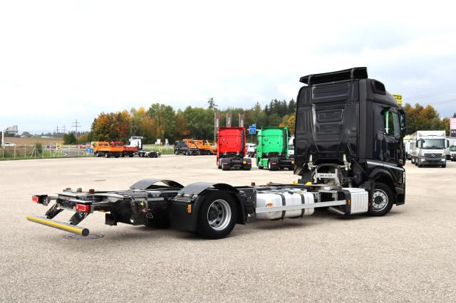 Mercedes-Benz Actros 1842 L nR - Xe chở container/ Xe tải hoán đổi thân: hình 3 Mercedes-Benz Actros 1842 L nR - Xe chở container/ Xe tải hoán đổi thân: hình 3
