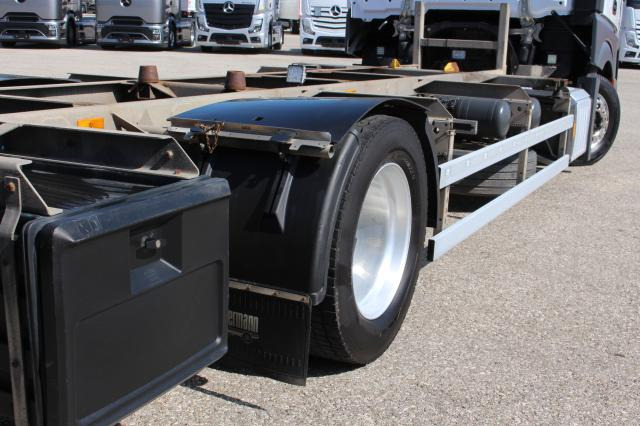 Mercedes-Benz Actros 1845 LNR EXPORT - Xe chở container/ Xe tải hoán đổi thân: hình 5 Mercedes-Benz Actros 1845 LNR EXPORT - Xe chở container/ Xe tải hoán đổi thân: hình 5
