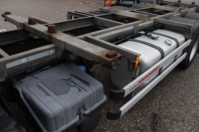 Mercedes-Benz Actros 2546 L - Xe chở container/ Xe tải hoán đổi thân: hình 3 Mercedes-Benz Actros 2546 L - Xe chở container/ Xe tải hoán đổi thân: hình 3