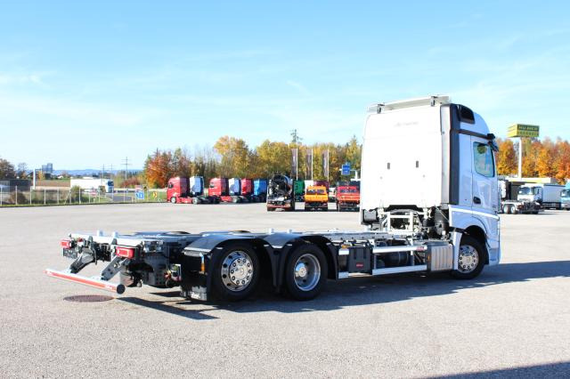 Mercedes-Benz Actros 2548LL HUBRAHMEN - Xe chở container/ Xe tải hoán đổi thân: hình 3 Mercedes-Benz Actros 2548LL HUBRAHMEN - Xe chở container/ Xe tải hoán đổi thân: hình 3