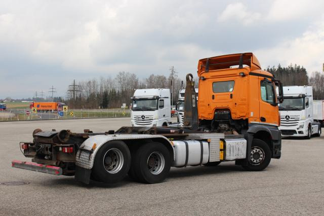 Mercedes-Benz Arocs 2642 L EXPORT - Xe tải nâng móc: hình 4 Mercedes-Benz Arocs 2642 L EXPORT - Xe tải nâng móc: hình 4