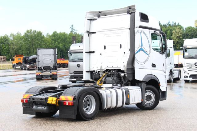 Mercedes-Benz Actros 1845 LS - Xe đầu kéo: hình 4 Mercedes-Benz Actros 1845 LS - Xe đầu kéo: hình 4