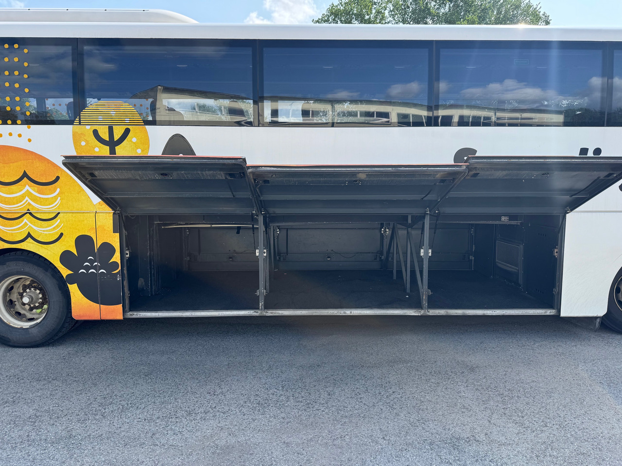 SCANIA OmniExpress 360 - Xe đò: hình 3 SCANIA OmniExpress 360 - Xe đò: hình 3