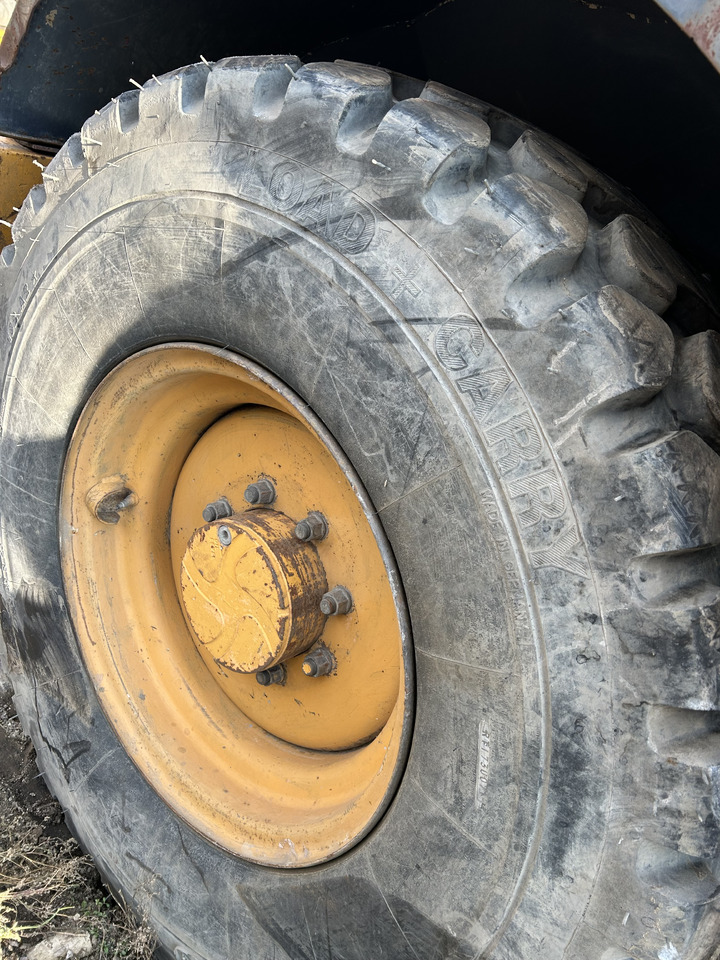 Liebherr L514 - Bánh xe cho Máy xúc lật bánh lốp: hình 4 Liebherr L514 - Bánh xe cho Máy xúc lật bánh lốp: hình 4