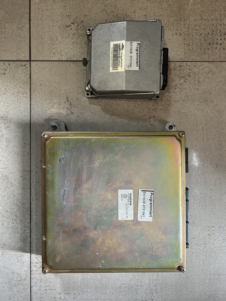 Volvo EW160B - ECU cho Máy xúc bánh lốp: hình 1 Volvo EW160B - ECU cho Máy xúc bánh lốp: hình 1