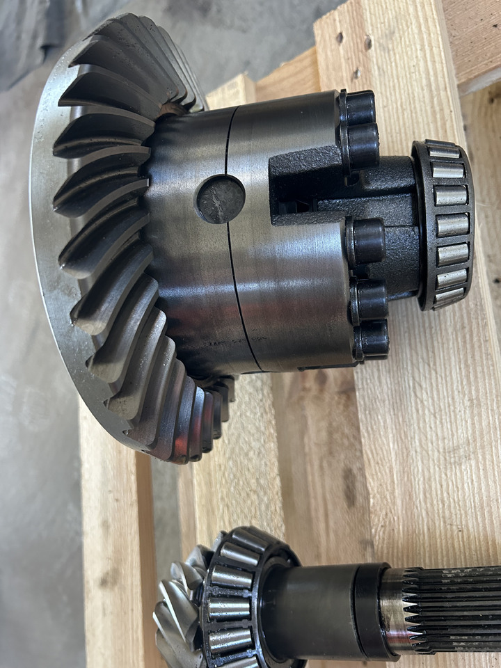 ZF MT-E3050 - Bộ vi sai cho Máy xúc: hình 5 ZF MT-E3050 - Bộ vi sai cho Máy xúc: hình 5