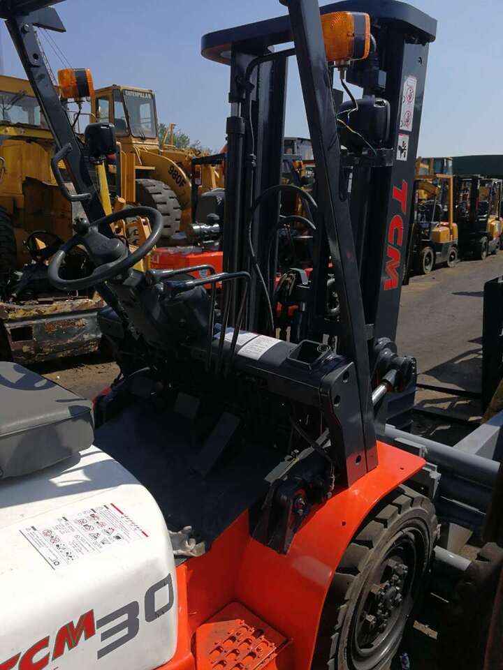 TCM FD30T6 - Xe nâng: hình 5 TCM FD30T6 - Xe nâng: hình 5