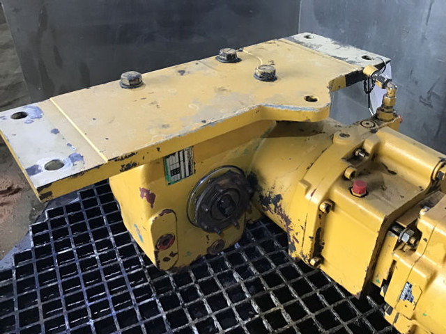 Liebherr 2HL100 - Hộp số: hình 4 Liebherr 2HL100 - Hộp số: hình 4